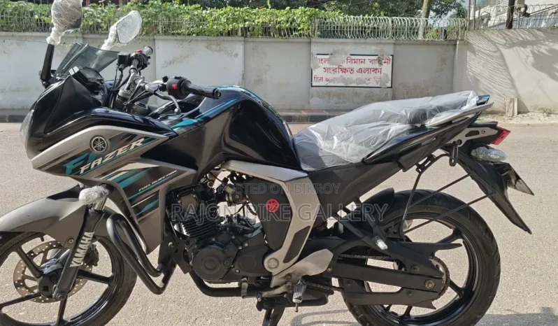 
								Used Yamaha Fazer V2 150 full									