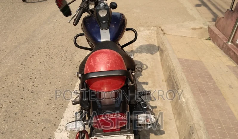 
								Used Bajaj Avenger 150 full									