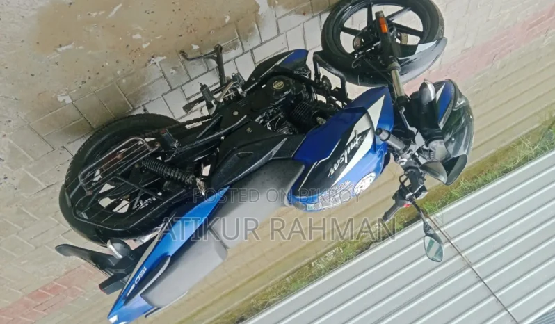 
								Used Bajaj Pulsar 150 full									
