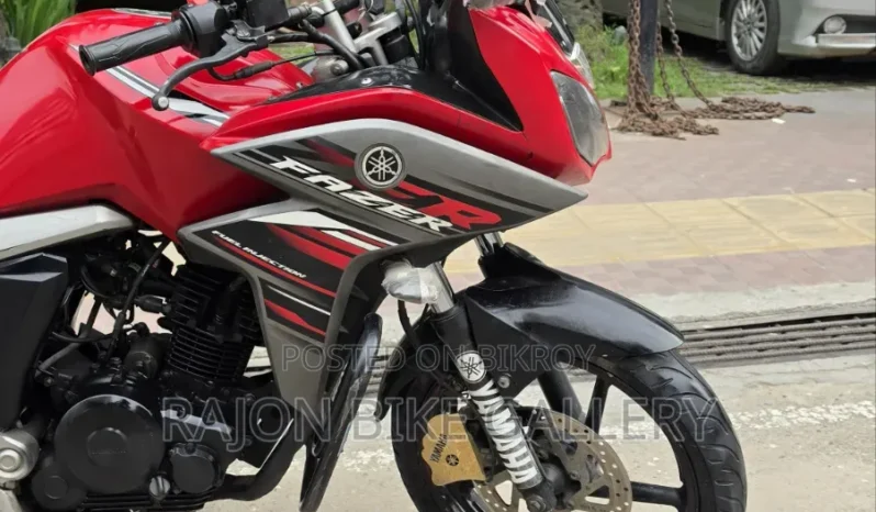
								Used Yamaha Fazer FI V2 150 full									