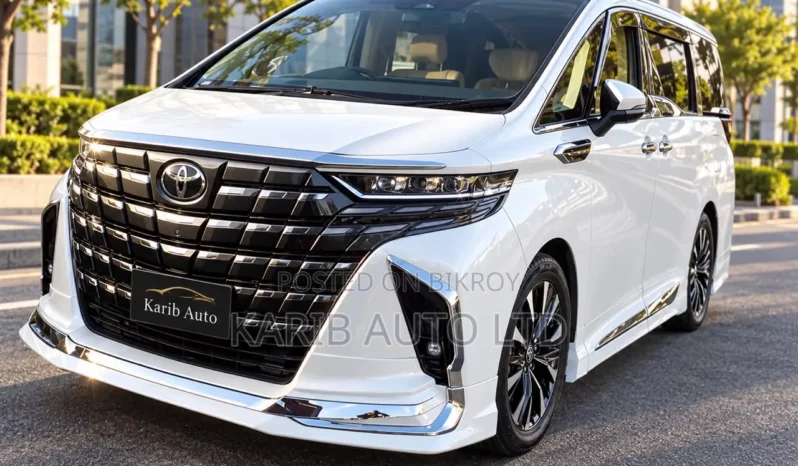 
								Used 2023 Toyota Alphard full									