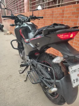 
										Used Hero New Hunk 150R 150 full									