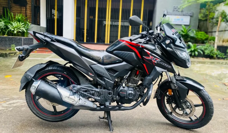 
								Used Honda X-Blade 160 full									