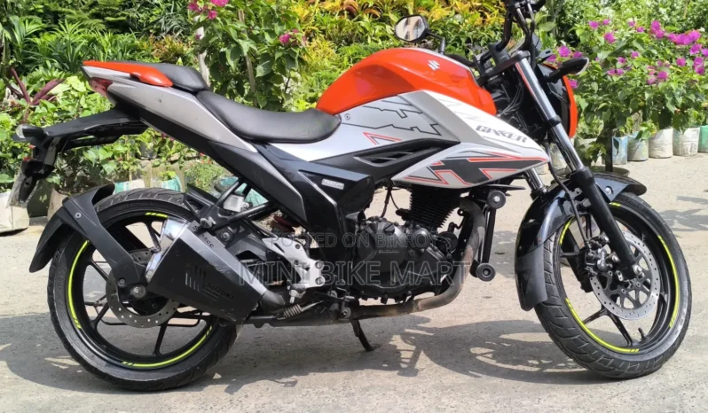 
								Used Suzuki Gixxer 155 full									