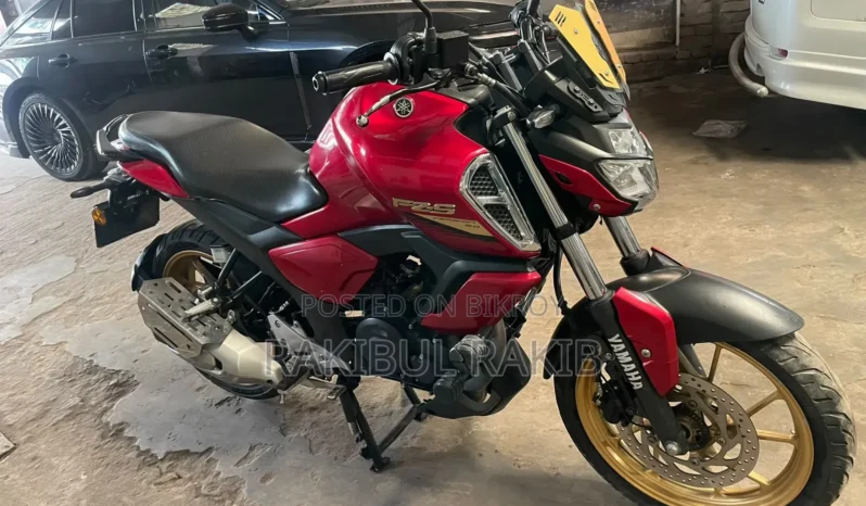 
								Used Yamaha FZS V3 150 full									